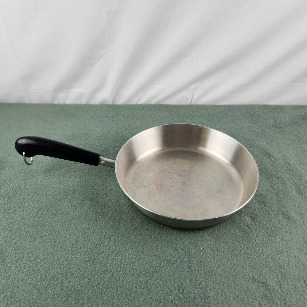 Vintage Revere Ware 9